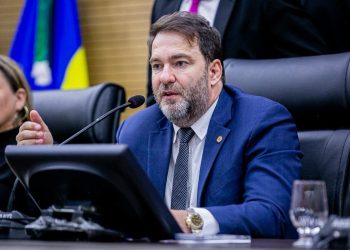 Alex Redano indica aquisição de equipamento de raio-X móvel para Alvorada D’Oeste