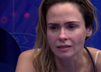 Ana Paula Renault chora e revela a Juliano Floss: ‘Meu pai morreu’