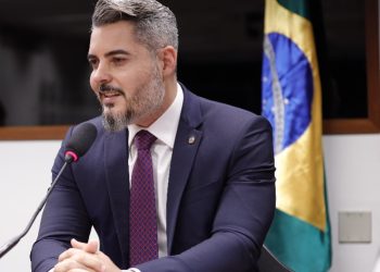 Thiago Flores: CCJC aprova exame de ordem para veterinários