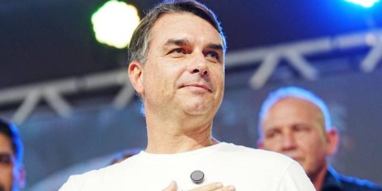Produtora nega dinheiro de Vorcaro em filme sobre Bolsonaro