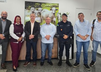 O fortalecimento da segurança pública em Itapuã do Oeste foi tema de uma importante reunião articulada pelo chefe de gabinete do deputado estadual Laerte Gomes (PSD)