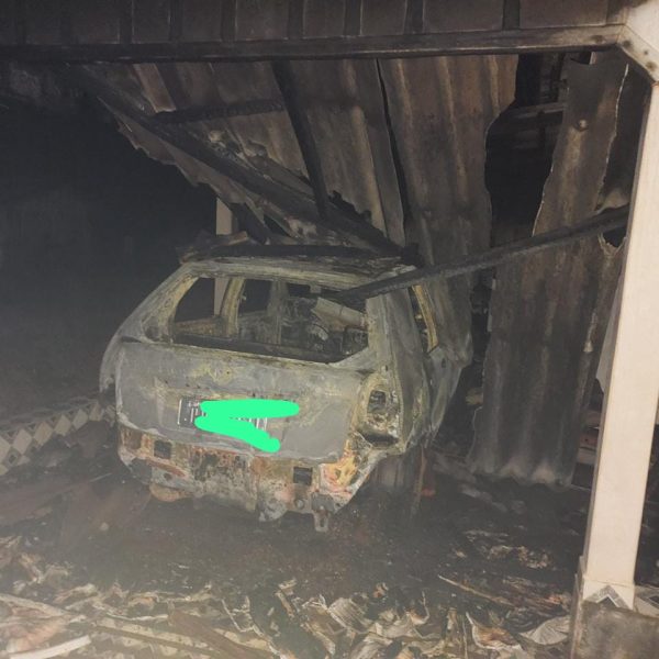 Mulher acorda durante a madrugada e descobre carro em chamas na área rural de Porto Murtinho