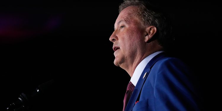 NRSC se junta a Paxton para criar um comitê conjunto de arrecadação de fundos