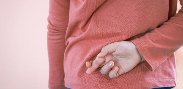 Por que mencionamos? Assim como prometer e perdoar, é o que nos torna humanos