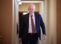 Cornyn diz a Mike Lee para demitir John Thune