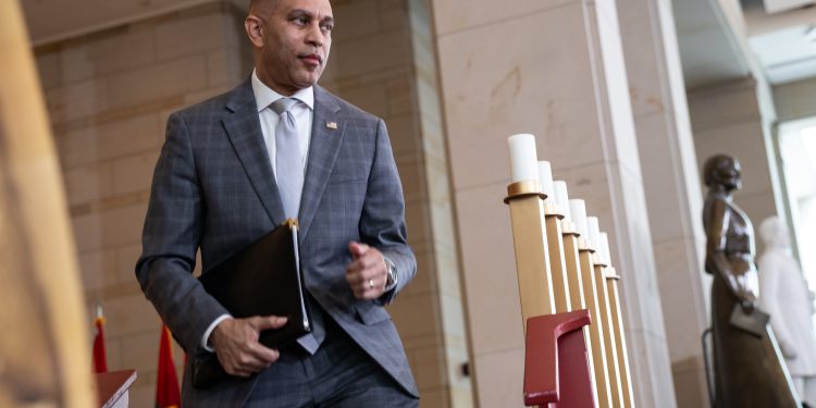 Agenda do Capitólio: Jeffries tem uma prévia de suas futuras dores de cabeça