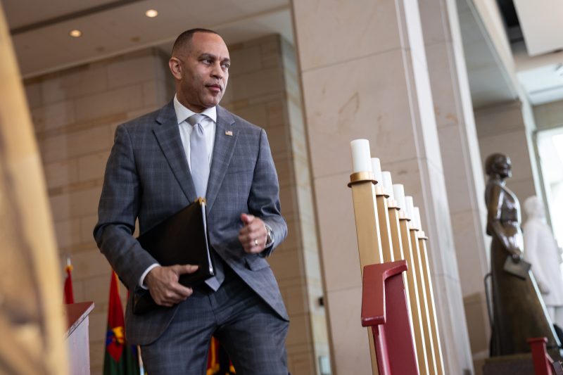 Agenda do Capitólio: Jeffries tem uma prévia de suas futuras dores de cabeça