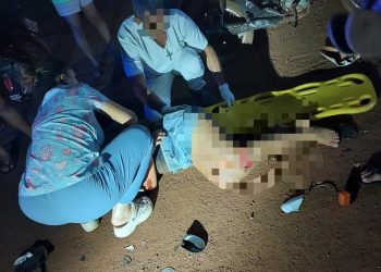 Acidente entre carro e motocicleta deixa mulher ferida em São Francisco do Guaporé