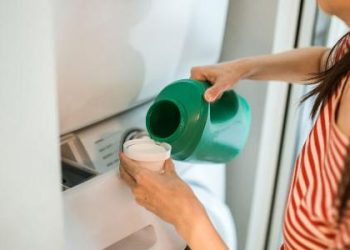 Sabão em pó ou sabão líquido: qual a melhor opção para a máquina de lavar?