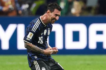 Kaget Lihat Foto Messi Mandikan Bayi Lamine Yamal, Bintang Spanyol: Saya Pikir Itu AI