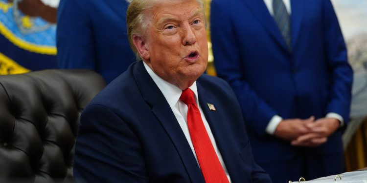 Trump: ‘Talvez John Cornyn esteja chateado comigo’