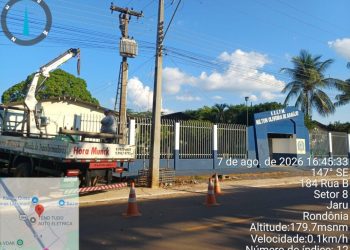 Jaru: Escola Nilton de Oliveira inicia solução para retorno da energia elétrica após troca de transformador