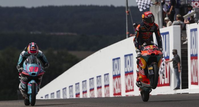 Digertak Veda di Awal Moto3 2026 Bikin Uriarte Marah-marah, Puncak Emosi Didikan Mantan Manajer Marquez Pecah di GP Italia
