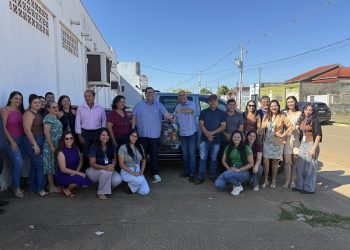 Deputado Ismael Crispin entrega veículo para fortalecer a saúde de Machadinho do Oeste
