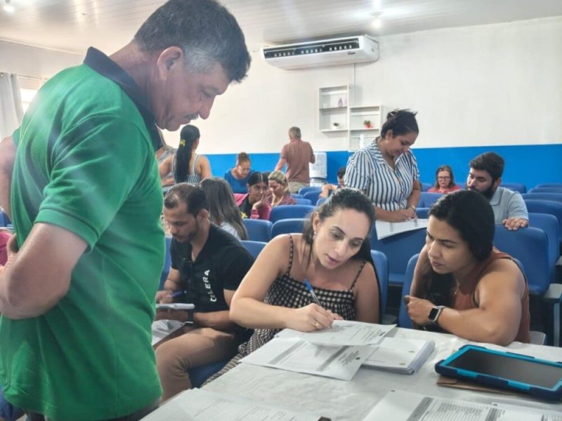 Prefeitura de Jaru firma contrato com produtores rurais para aquisição de alimentos da agricultura familiar