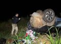 Jaru: carro capota na BR-364, próximo à Curva da Morte, e deixa mulher morta e três feridos