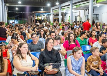 Prefeito Zé Wellington participa das festas escolares e se destaca na união das famílias em São Francisco do Guaporé