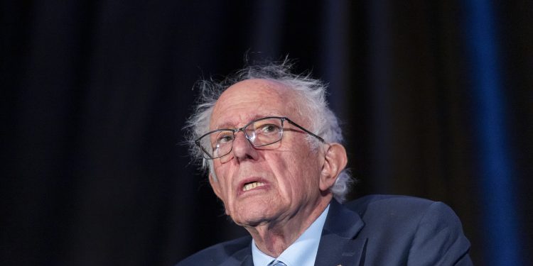 A ignorância de Trump sobre IA é “verdadeiramente embaraçosa”, diz Bernie Sanders