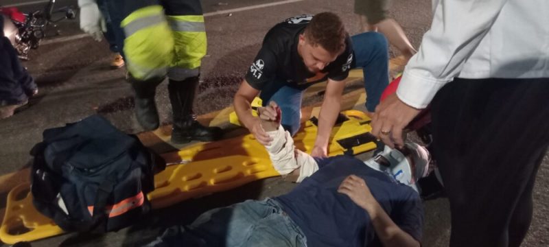 Jaru: Motociclistas colidem na Avenida JK e um fica ferido