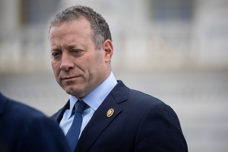 Gottheimer revela 2 projetos de lei bipartidários sobre segurança de IA