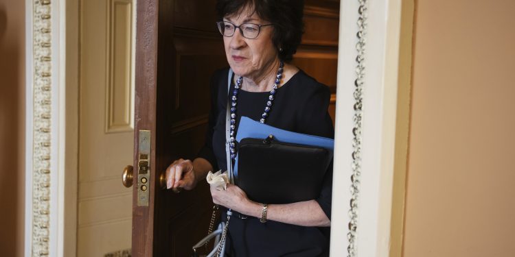 Collins critica plano de Trump de ‘politizar’ subsídios por desafiar o Congresso