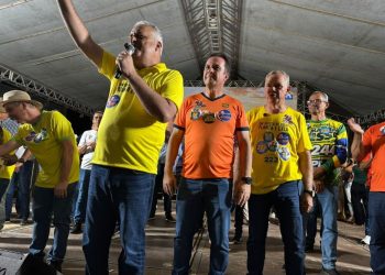Jaru: Lúcio Mosquini reúne grande número de apoiadores em reunião com presença de Alfredo Gaspar