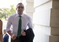 Max Miller intima o ex-sogro Bernie Moreno