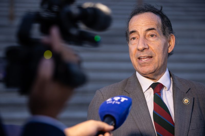Raskin lidera pedidos de investigação federal sobre PSA de Trump