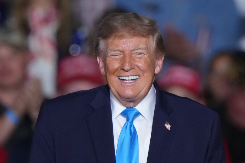 Trump fortalece um aliado de Nova York em uma corrida difícil