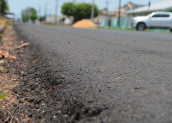 Obras de recapeamento avançam e transformam ruas de Pimenta Bueno com recursos de Ezequiel Neiva